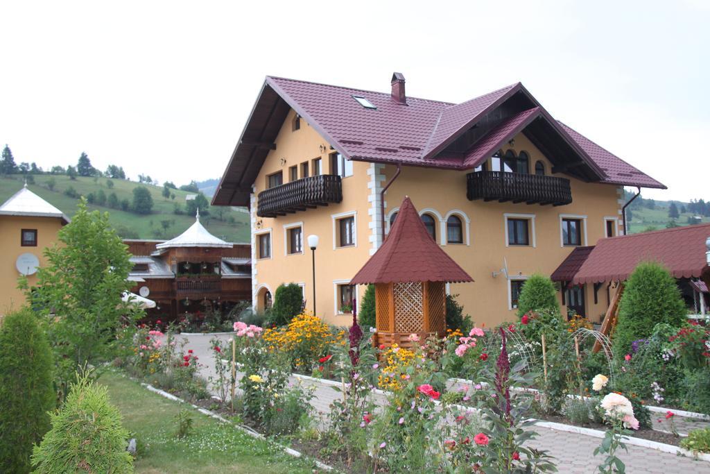 Pensiunea Casa Cristina Kimpulung Mołdawski Zewnętrze zdjęcie