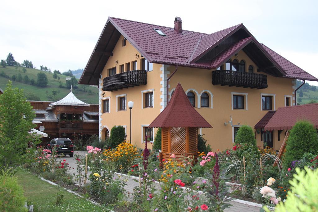 Pensiunea Casa Cristina Kimpulung Mołdawski Zewnętrze zdjęcie